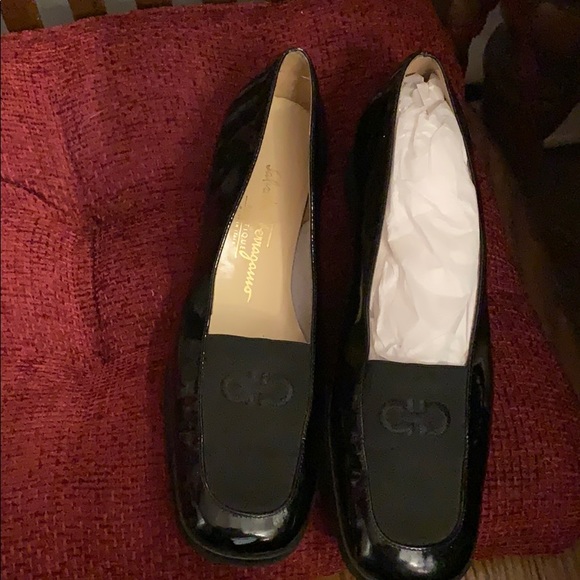Salvatore Ferragamo signature loafers size 8.5 - Picture 5 of 5